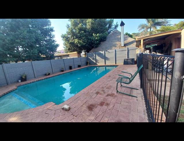 5 BEDROOM HOUSE FOR SALE IN PRETORIA GARDENS